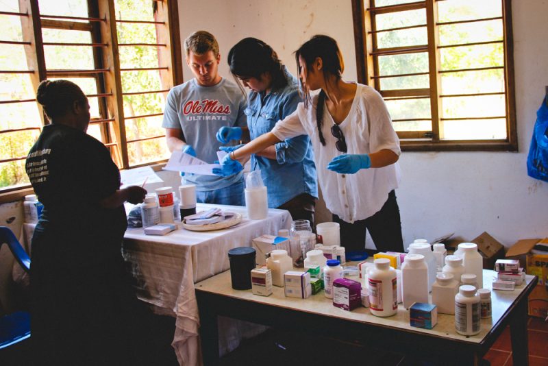 pharmacy volunteer opportunities